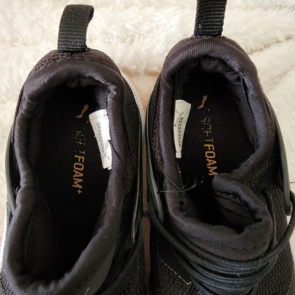 Shoes - Picture 6 of 9